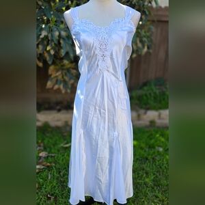 Dentelle Vintage White Satin Slip Dress with Embroidery And Pearls